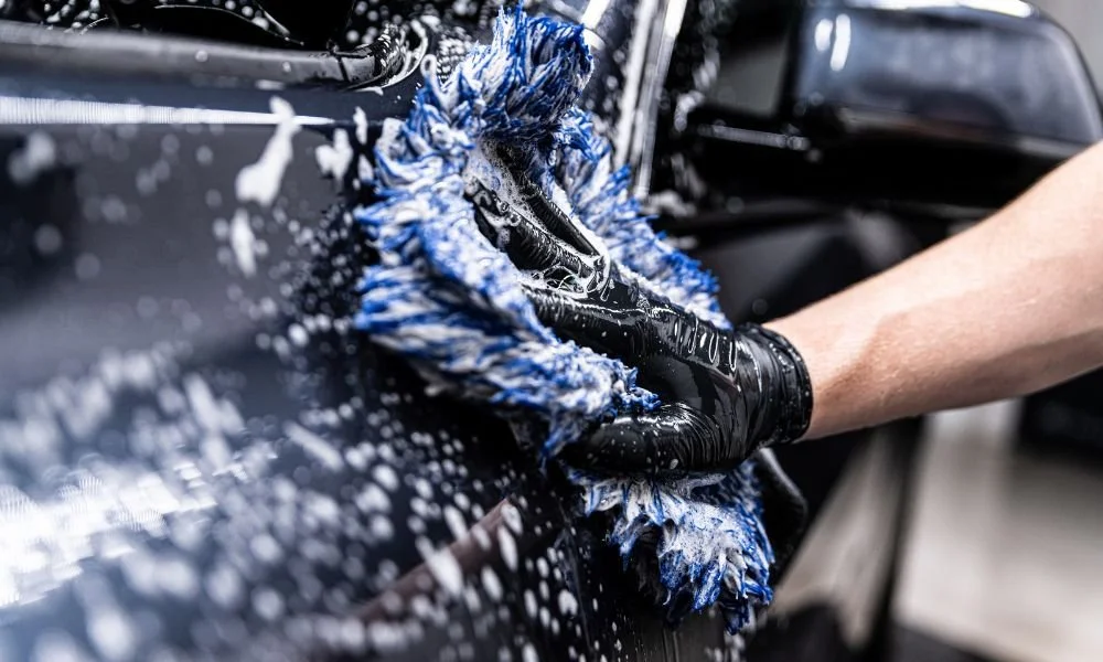 Auto met de hand wassen